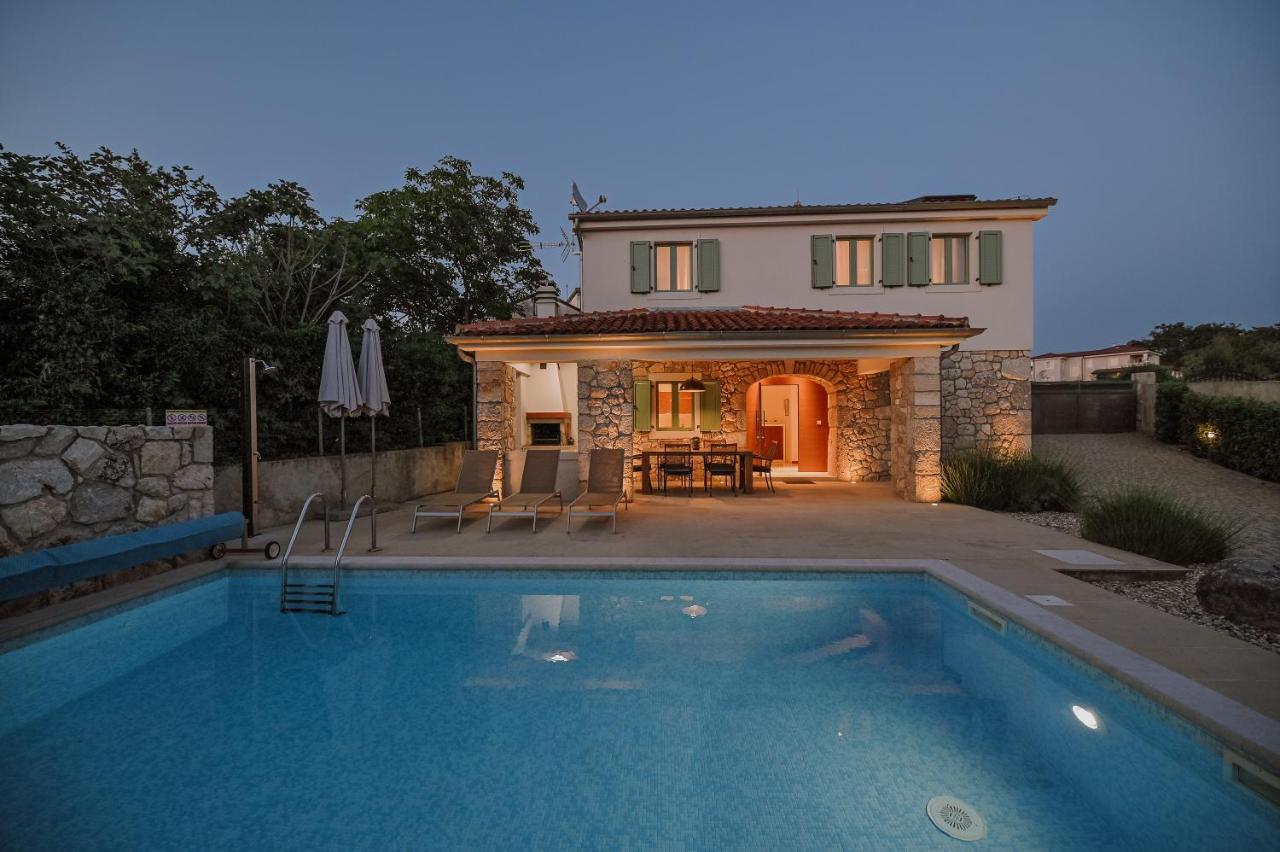 Vila Stala Malinska Exterior foto